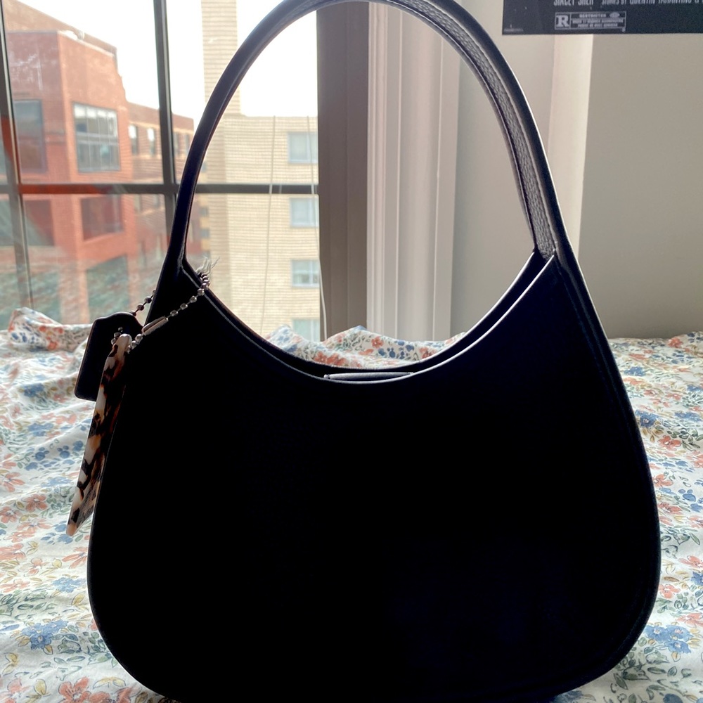 Coachtopia Black Ergo Bag NWOT - Picture 2 of 6